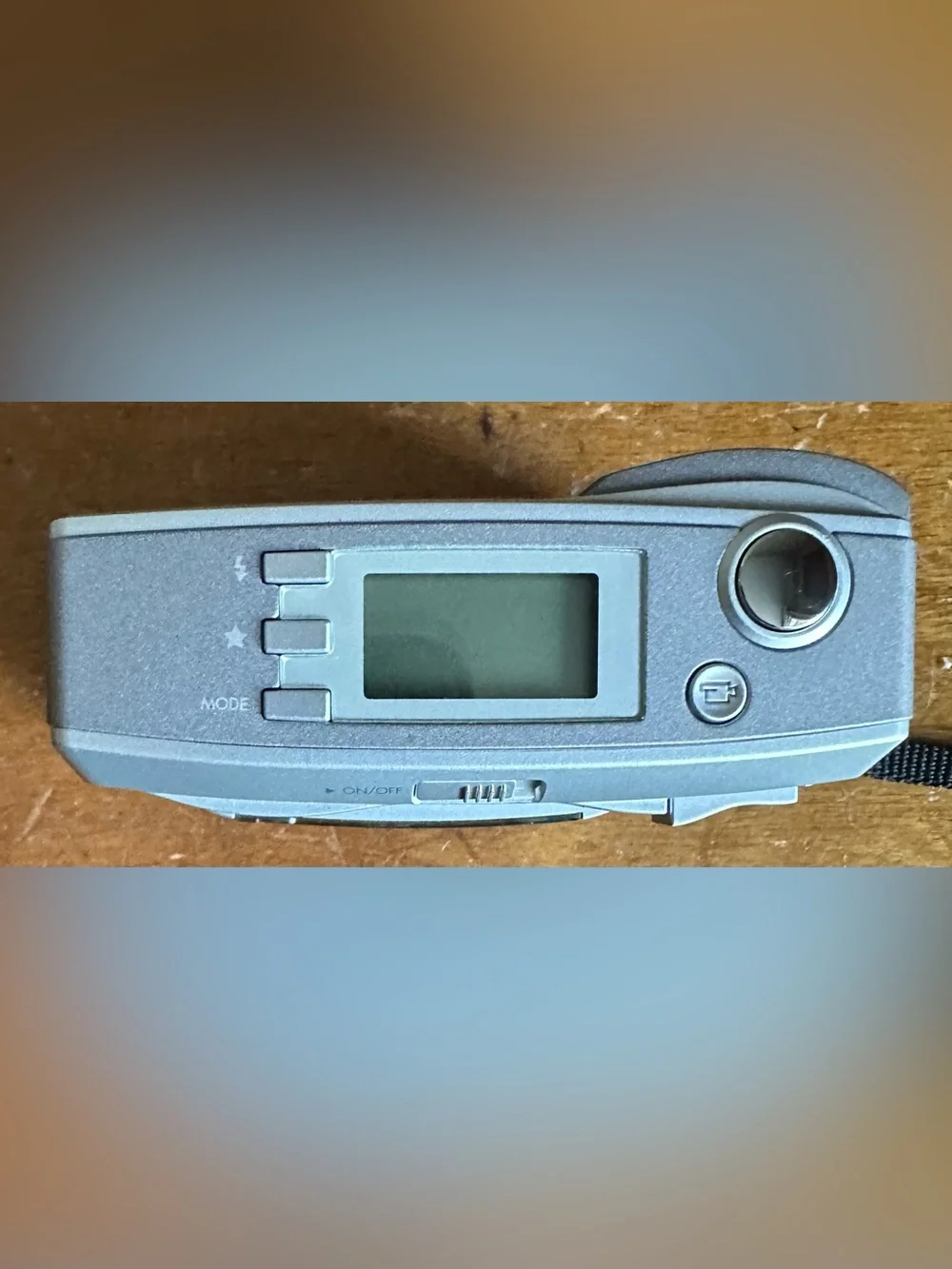 Camera (digital)